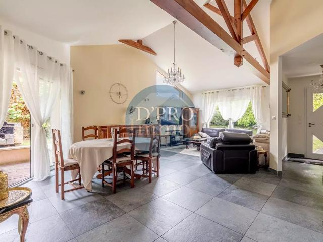 Maison spacieuse de 6 pièces à vendre à Vertou Rare sur le marché !