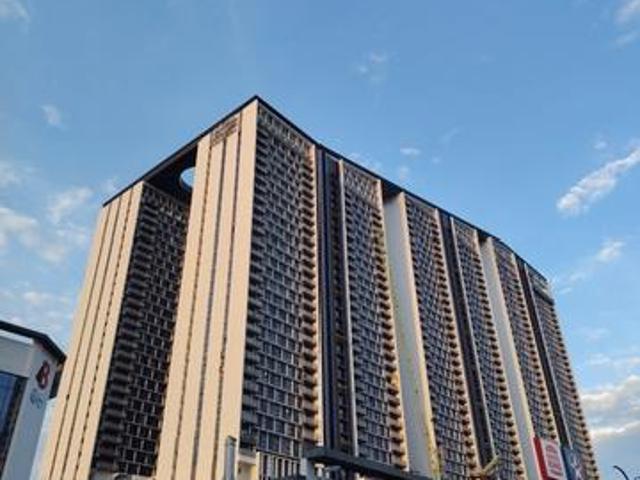Vertu Resort 1290sf 4 Bedrooms 3 Side by Side Car Parks