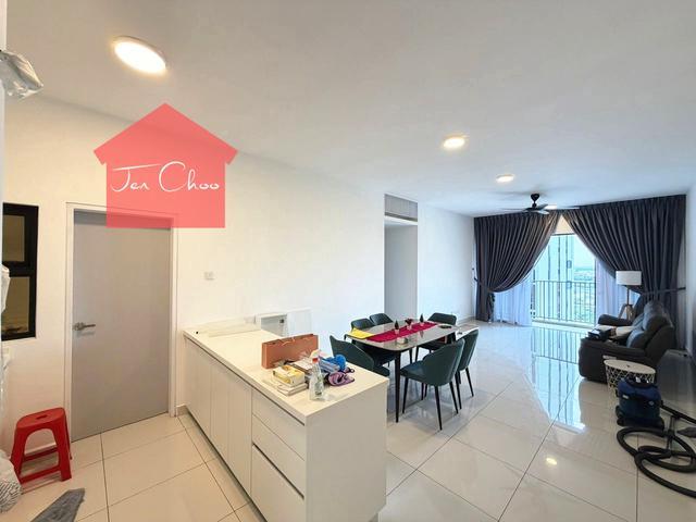 Vertu Resort Condominium 1249sf 4 Rooms 3 carparks batu kawan ikea