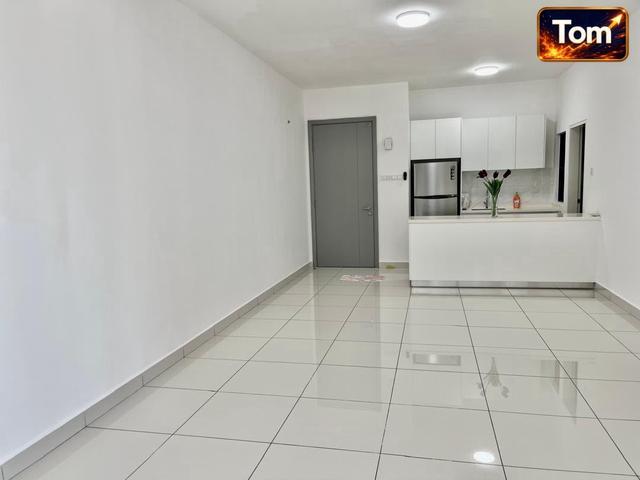 Vertu Resort Batu Kawan For Rent Mid Floor 4R2B Near Lift