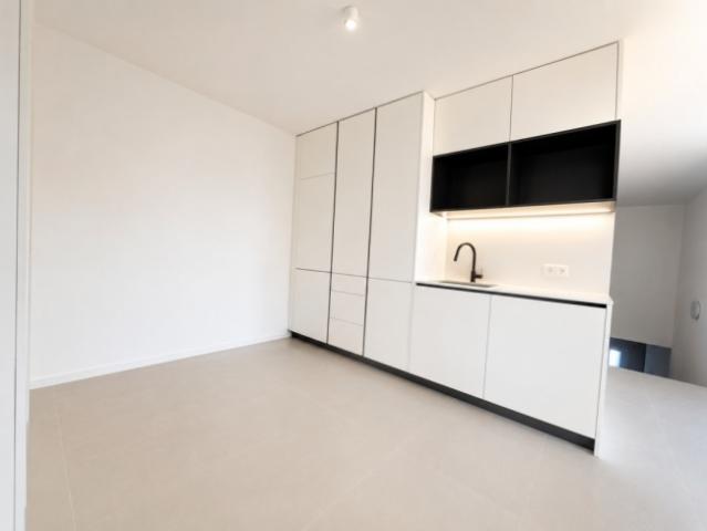 Verwaltung/Büro 4 Zimmer in Corcelles près Payerne