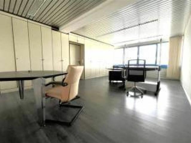Verwaltung/Büro 1 Zimmer in Ried b. Kerzers