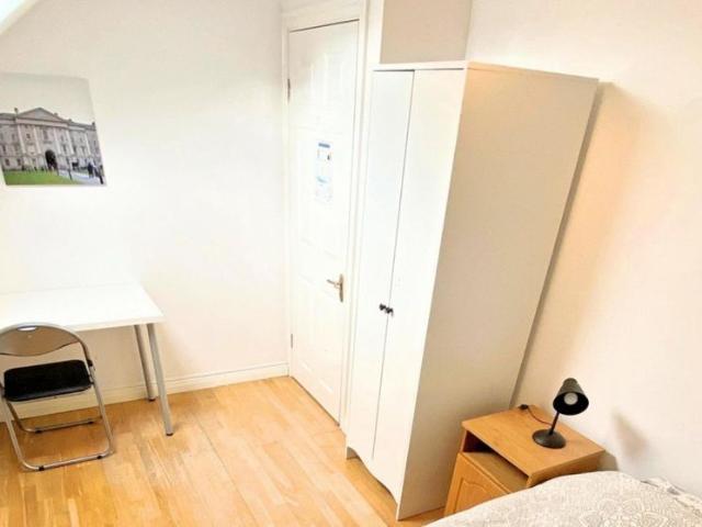 Very neat Single bedroom near University College Cork