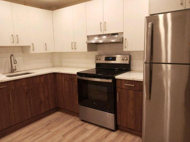 very nice and big 3.5 apartment for rent APPLIANCES INCLUDED