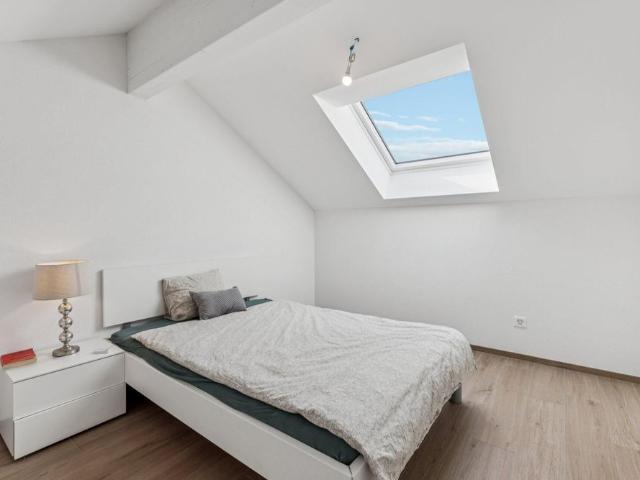 Very nice adjoining house for rent in a residential and family area