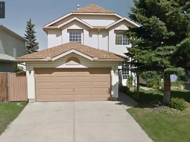 Very Nice House Quiet Neighborhood in Calgary Northeast
