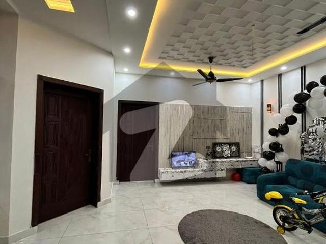 Very Nice Location Good Development Nice House Rahwali Cantt