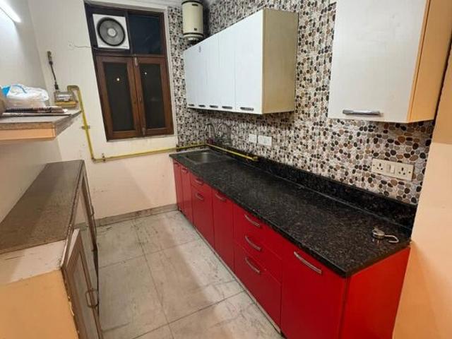 Very Nice Location Park Facing 3rd Floor Available In Kalkaji Area 2 Bedroom 1000 Sq. Ft. Builder Floor in Kalkaji Delhi Listing ID: #10361