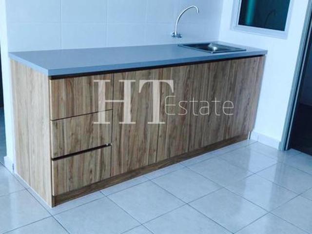 Very Nice SEAVIEW unit 1000 sqft THE RISE 3 Georgetown For Sale