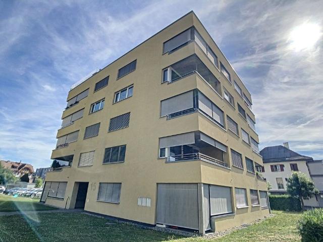 VERY BEAUTIFUL 2.5 ROOM APARTMENT / SEHR SCHÖNE 2.5 ZIMMER WOHNUNG