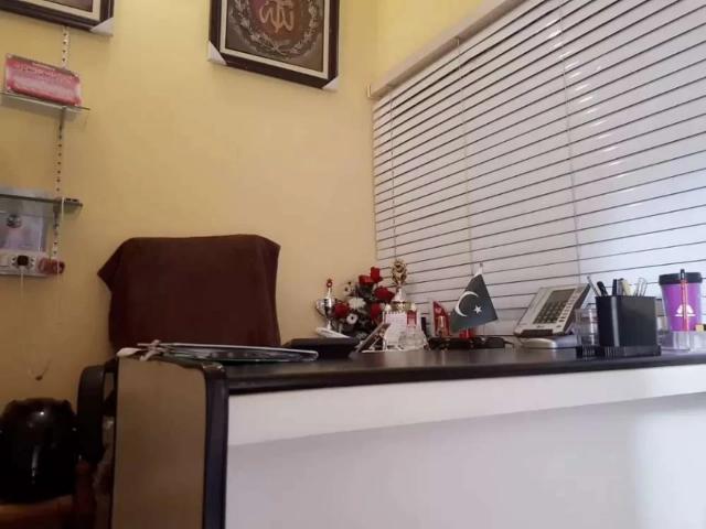 Very beautiful office urgent sale need money Karachi Denso Hall ID 15712