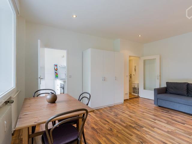 Very bright 1 room apartment in Schöneberg, Berlin Amsterdam Apartments for Rent