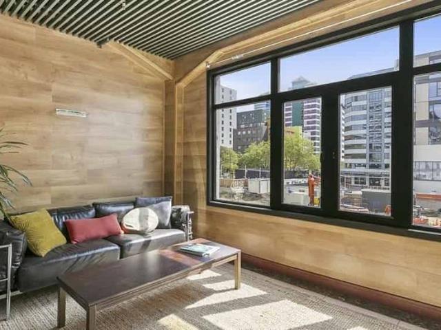 Very Central 3 Bedroom Apartment – Just off Cuba Street