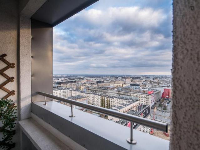 Very comfy single bedroom near the Centrum metro