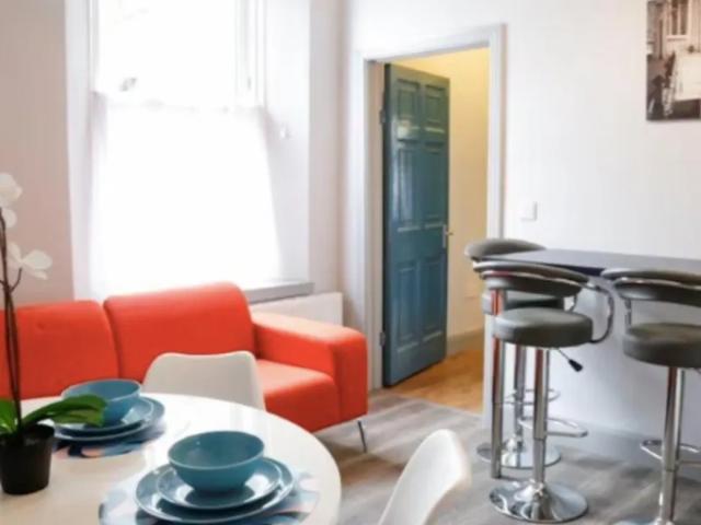 Very cosy single ensuite bedroom in Phibsborough