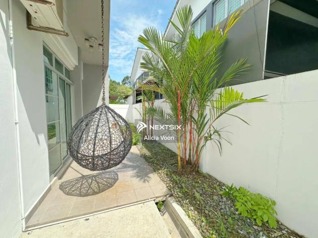 Very Good Condition, Convenient Location