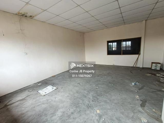 Very Good Condition, Convenient Location