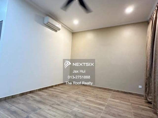 Very Good Condition, Convenient Location