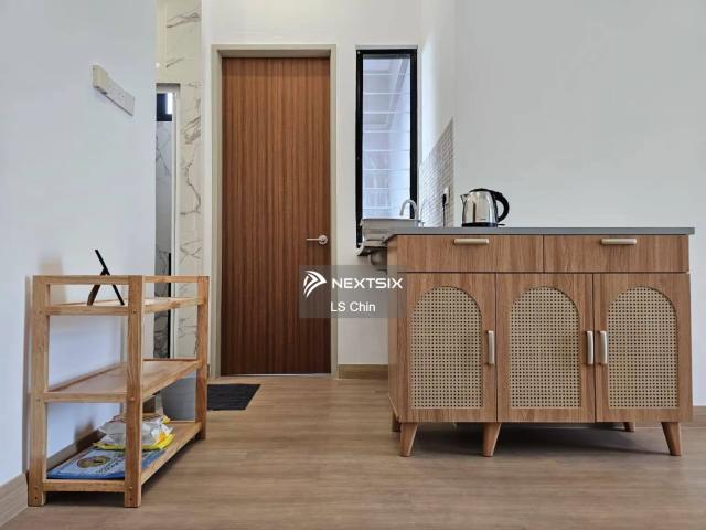 Very Good Condition, Convenient Location