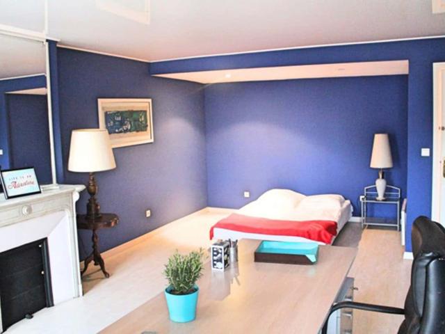 Very large cosy room 30m² MA9