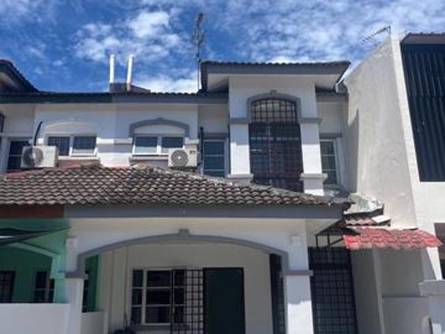 Very Rare 2Storey Terrace at the Bukit Indah Matured Neighbourhood