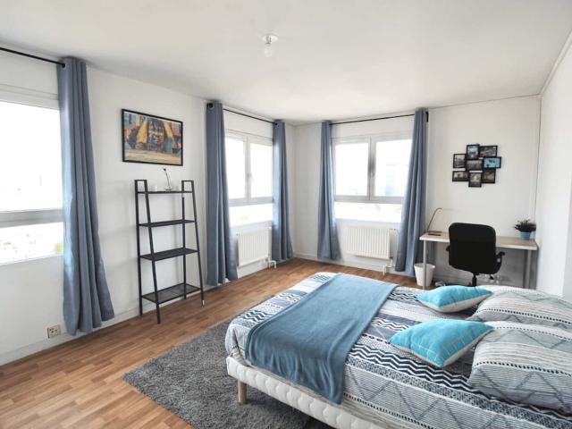 Very spacious and luminous bedroom 22m² PA39
