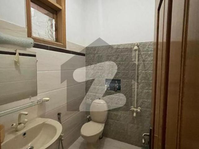 Very Well Maintained 400 Sq Yards Bungalow For Sale | CHANCE DEAL Saadi Town