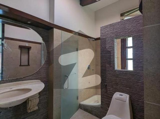 Very Well Maintained 666 Sq Yard House Available For Rent DHA Phase 6