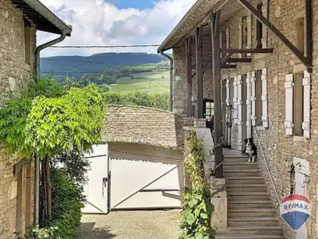 Verzé 71960 Achat / Vente maison 12 pièces t12