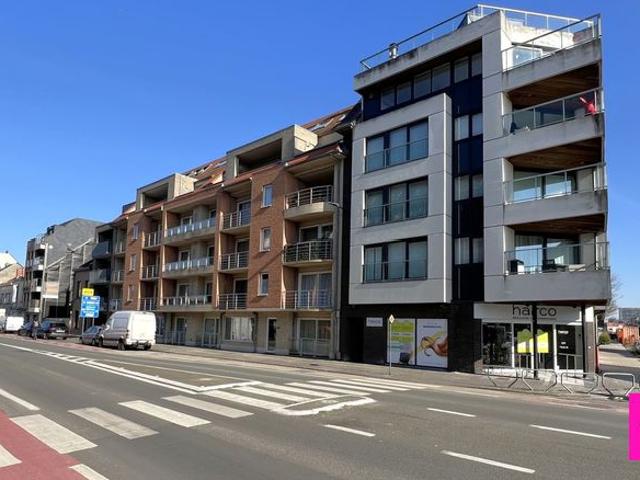 Verzorgd 1 slaapkamerappartement met terras, Oostende