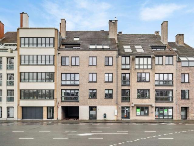 Ruim en lichtrijk appartement aan 't Stil Ende te Brugge