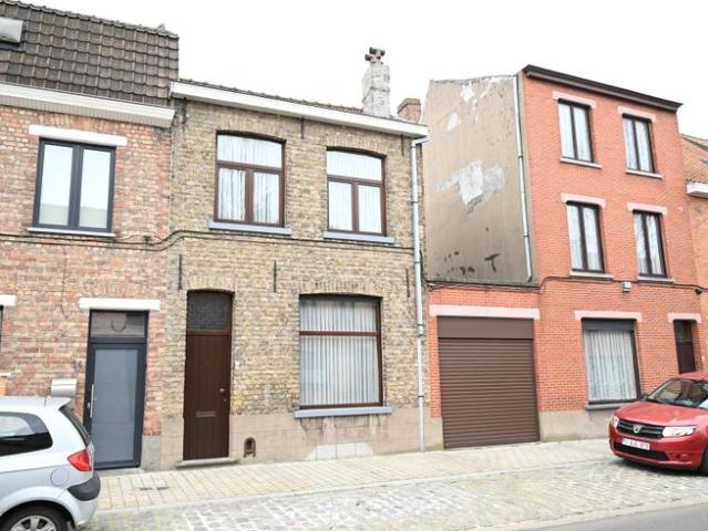 VERZORGDE stadswoning met ZONNIGE TUIN op 204m²!
