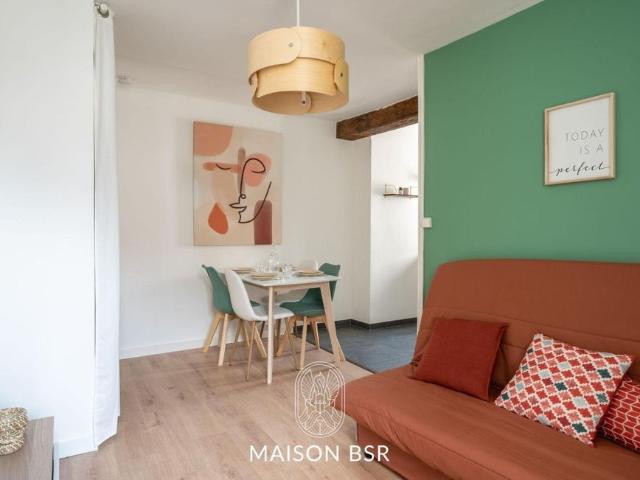 Véra, studio meublé rénové Nantes Centre Ville