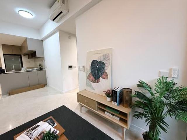 Verdale Condominium For Sale, $1,398,000, 2 Bed 2 Bath 743 sqft $1,882.00 psf