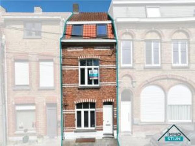 Verder af te werken woning met 3 slaapkamers