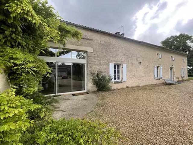Verdille 16140 Achat / Vente maison 8 pièces t8