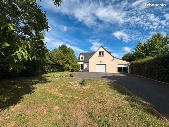 Véretz. Maison au calme avec vue sur la campagne. Très bonne isolation
