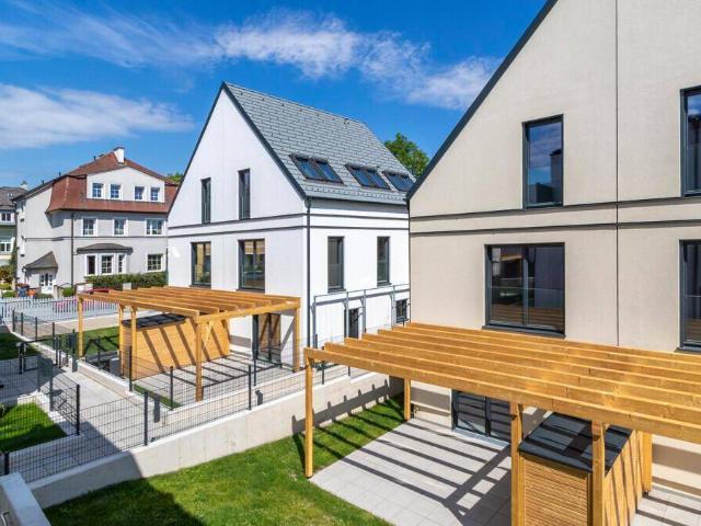 Vergessen Sie Kompromisse! 15 Premium Häuser in Bestlage. Open House: Mi. 17.6 16:00–19.00 Uhr