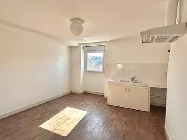 Vergt 24380 Location appartement 3 pièces t3