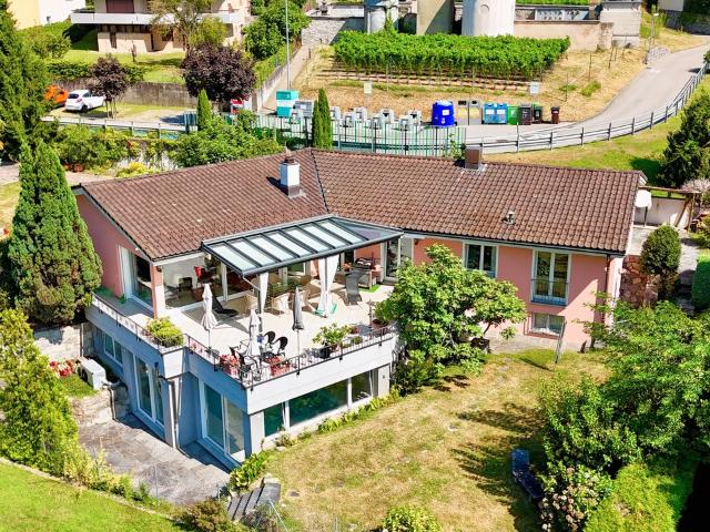 Verhandelbarer Preis: Villa mit Swimmingpool auch Zweitwohnsitz