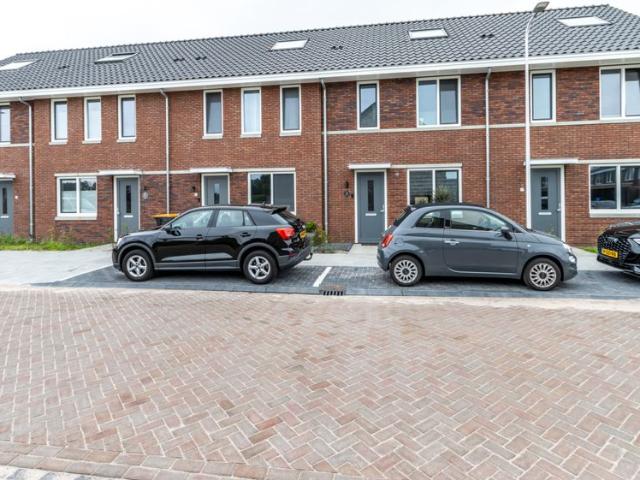 Verhuurd onder voorbehoud: Bolsterturf 27