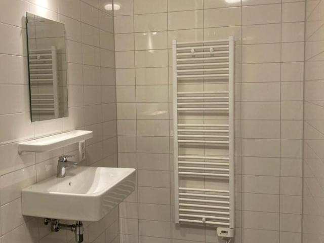 Verhuurd onder voorbehoud: Schipholweg 214