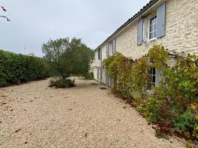 Vérines 17540 Achat / Vente maison 5 pièces t5 jardin