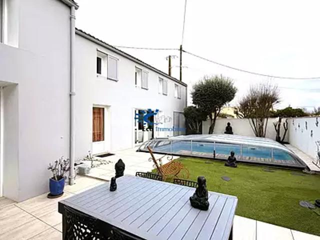 Vérines 17540 Achat / Vente maison 10 pièces t10 au dernier étage