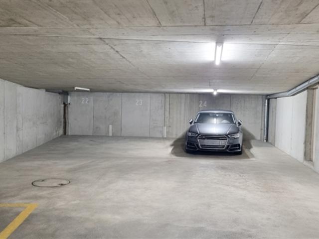 Verkauf von 3 EHP in Einstellhalle in separatem Abteil