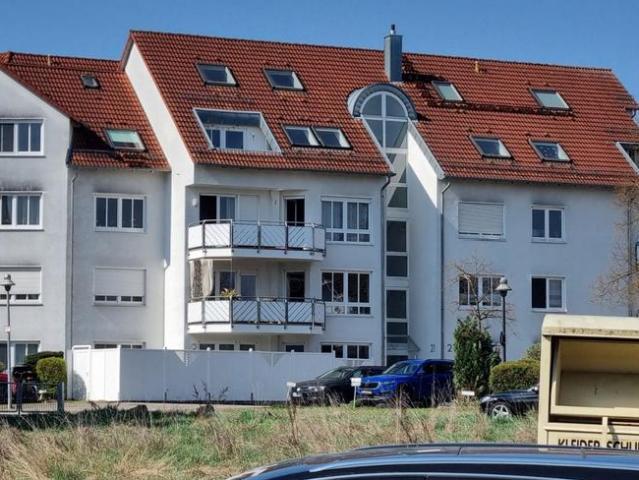 Verkaufe 3,5 Zimmer Wohnung in Sachsenheim mit Loggia