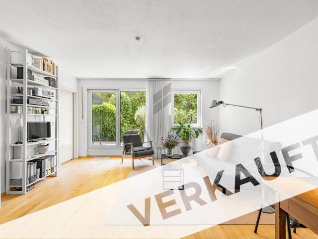 Verkauft: Ihre Chance auf 3 Zimmer Wohnung mit sonniger West Terrasse, Garten & Gartenhaus