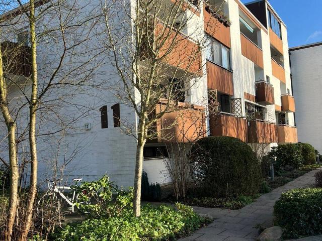 Vermietete Eigentumswohnung Split Level Bausweise in Buxtehude mit Garage