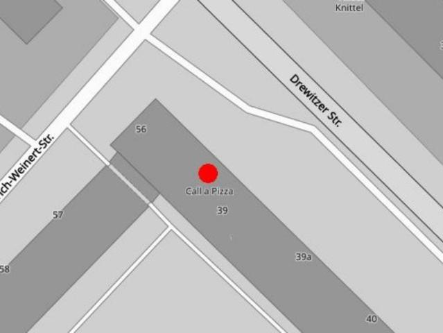 Vermietete Gewerbeeinheit in einem schönen Wohnkomplex
