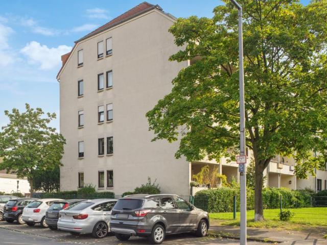 vermietete Wohnung mit Balkon und TG Stellplatz nach Wunsch